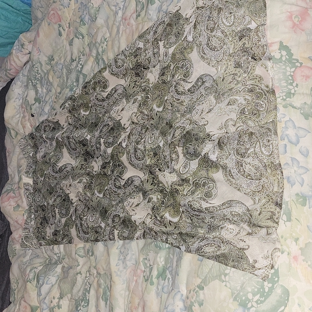 Vintage Y2K green paisley maxi skirt size M